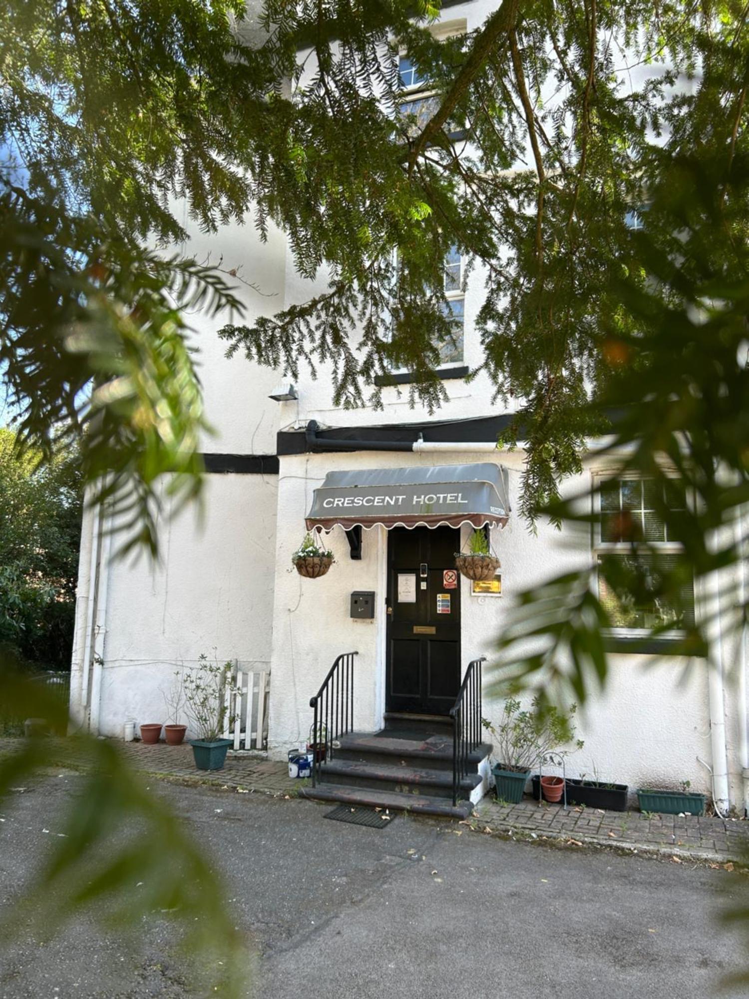 新月酒店 雷丁 外观 照片
